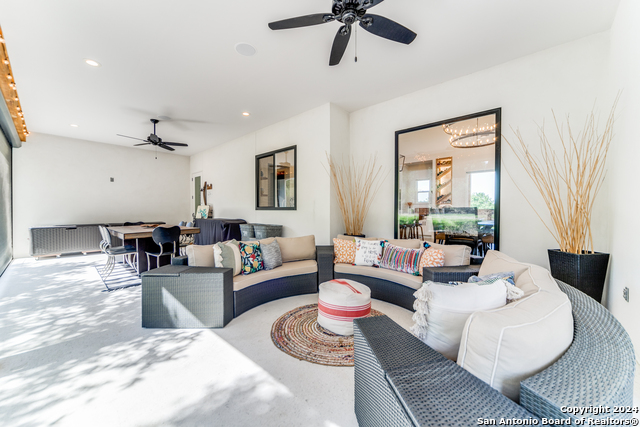 Image 43 of 49 For 130 Saga St  