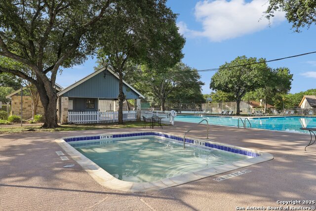 Image 27 of 33 For 12018 Stoney Dr