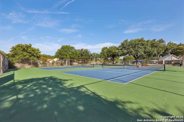 Image 28 of 33 For 12018 Stoney Dr