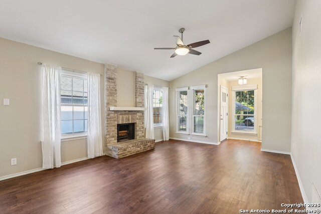 Image 6 of 33 For 12018 Stoney Dr