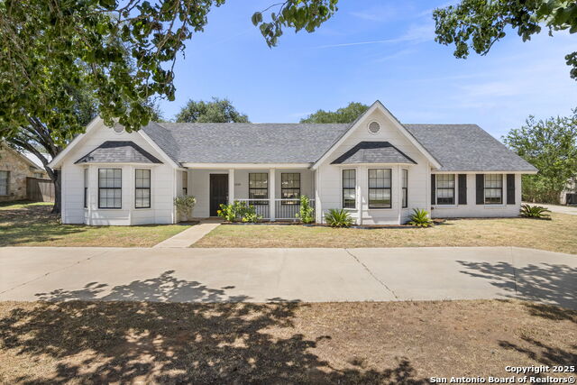 Image 2 of 39 For 1616 Continental Dr W