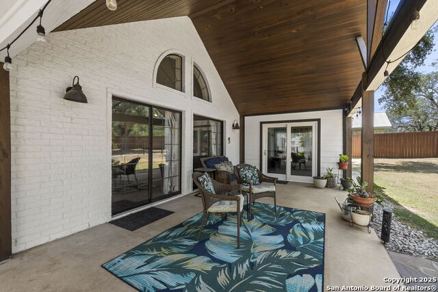 Image 29 of 39 For 1616 Continental Dr W
