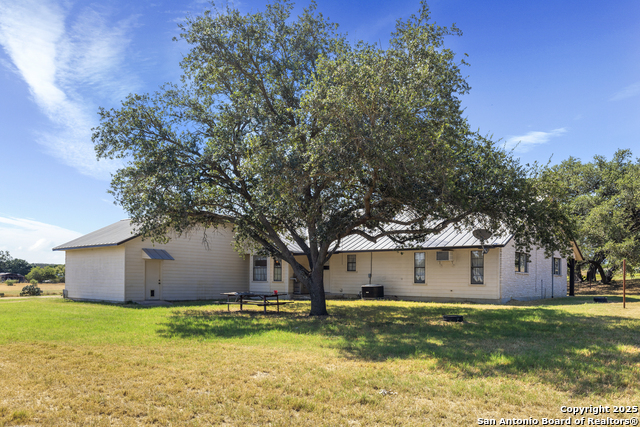 Image 6 of 32 For 4010 Fm 2200
