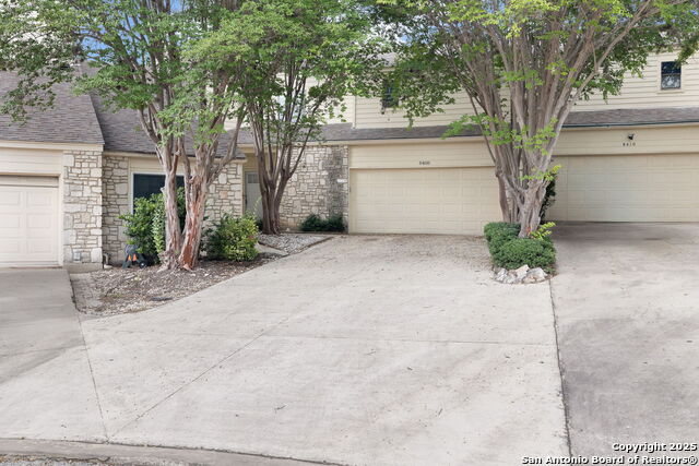 Image 2 of 25 For 8408 Echo Creek