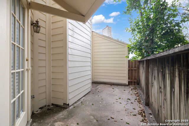 Image 23 of 25 For 8408 Echo Creek