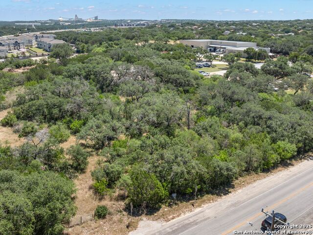 Listing photo id 7 for 17190 Classen