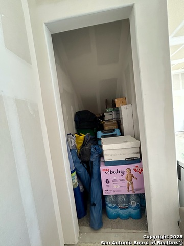 Image 47 of 57 For 1242 Yellow Warbler Run