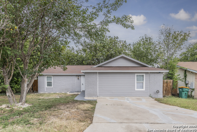 Details for 112 Meadow St N, Converse, TX 78109
