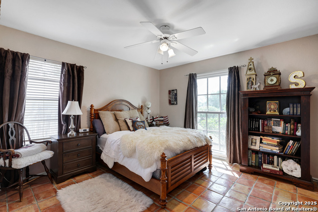 Listing photo id 18 for 510 Prinz  