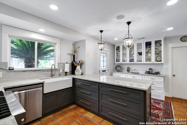 Listing photo id 26 for 510 Prinz  