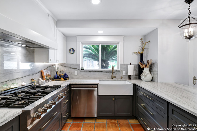 Listing photo id 27 for 510 Prinz  
