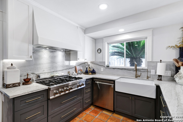 Listing photo id 28 for 510 Prinz  