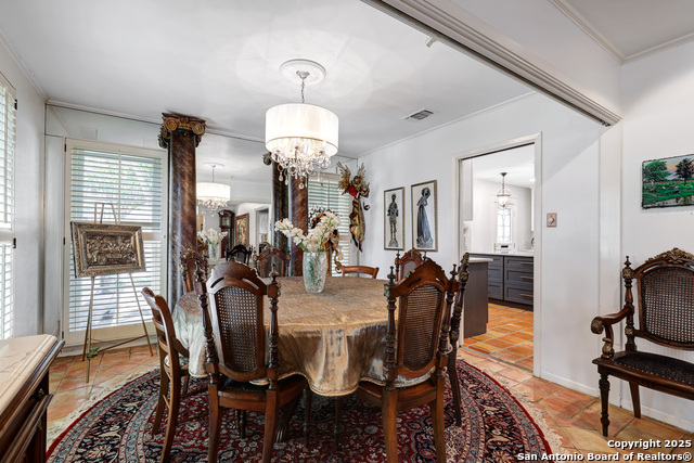 Listing photo id 7 for 510 Prinz  