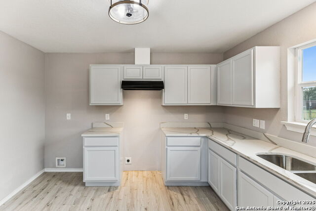 Image 10 of 33 For 112 Spring Valley