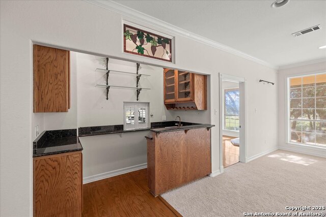 Listing photo id 10 for 1651 Old Red Ranch