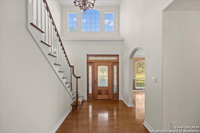 Listing photo id 11 for 1651 Old Red Ranch