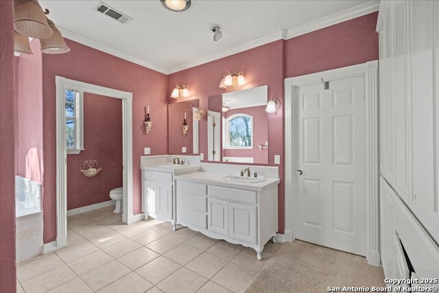 Listing photo id 18 for 1651 Old Red Ranch