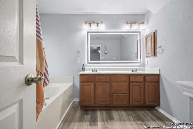 Image 13 of 47 For 243 Cardinal Song