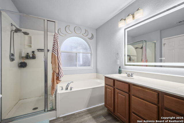 Image 14 of 47 For 243 Cardinal Song