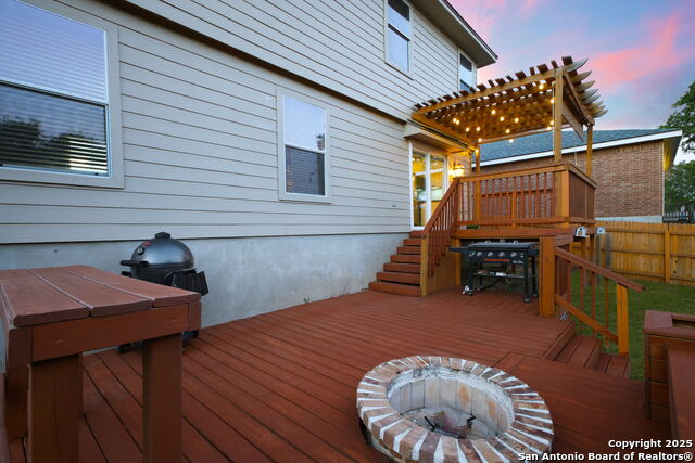 Image 26 of 47 For 243 Cardinal Song