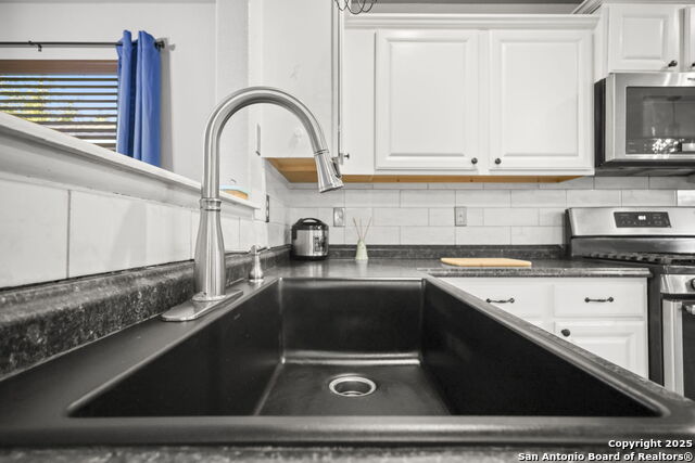 Image 8 of 47 For 243 Cardinal Song