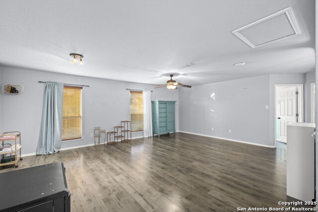 Image 9 of 47 For 243 Cardinal Song