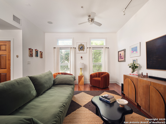 Details for 400 Guenther Street E 1203, San Antonio, TX 78210