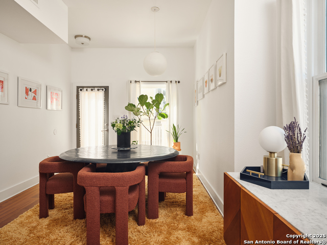 Image 6 of 31 For 400 Guenther Street E 1203