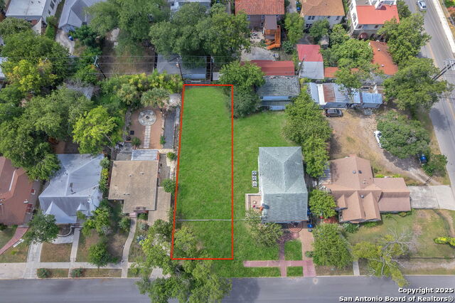 Image 10 of 13 For 122 Norwood Ct W