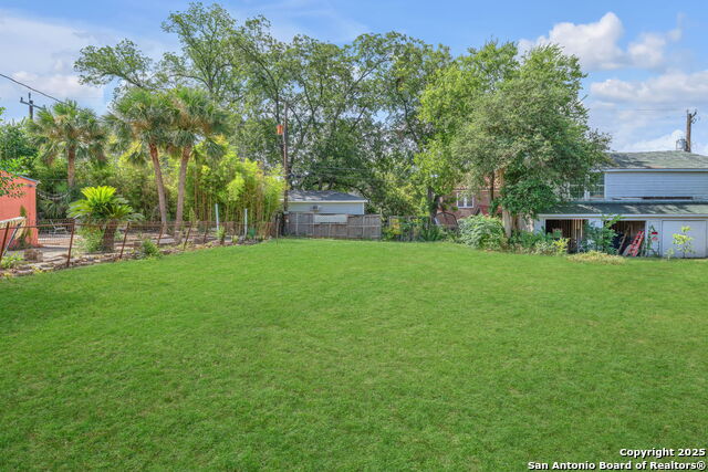 Image 5 of 13 For 122 Norwood Ct W