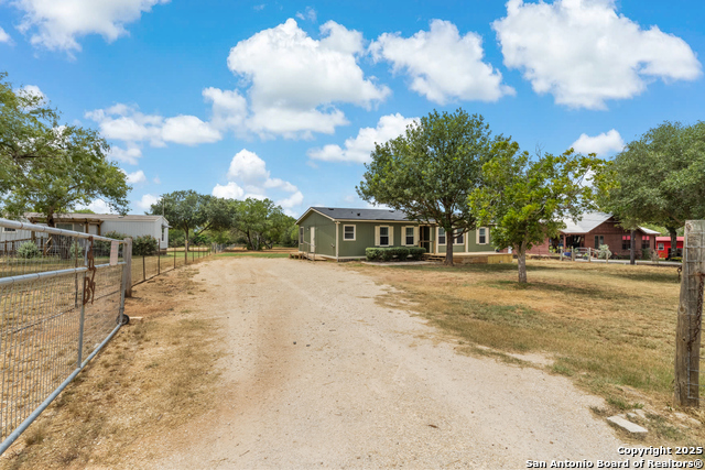 Image 9 of 37 For 3079 Rakowitz
