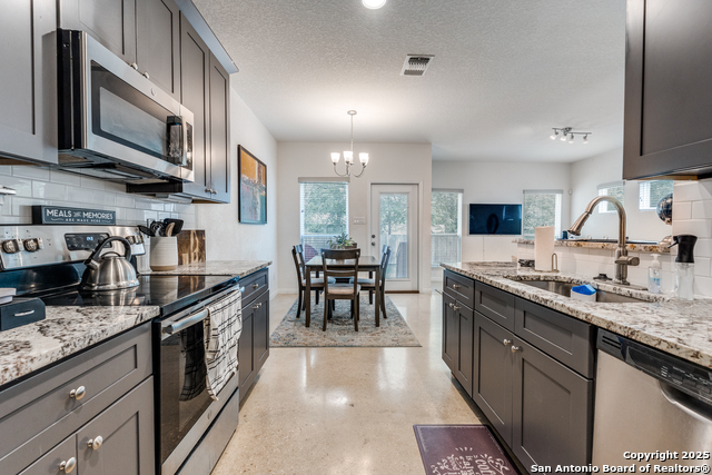 Image 3 of 26 For 811 Potomac  