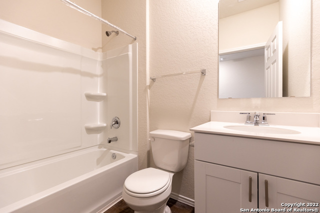 Image 12 of 40 For 817 Beacon Heights