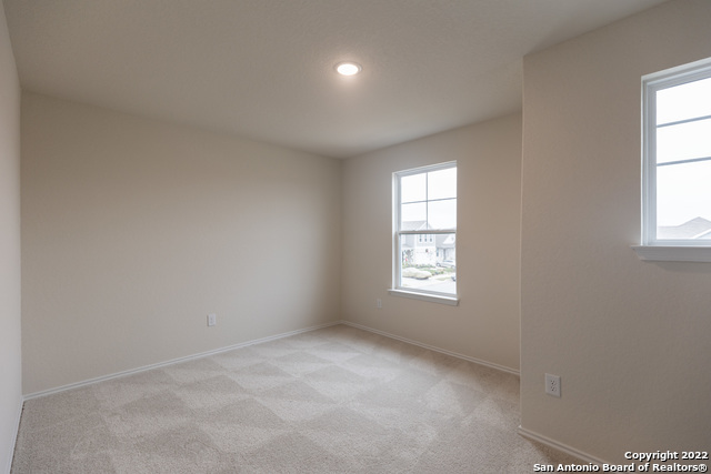 Image 26 of 40 For 817 Beacon Heights