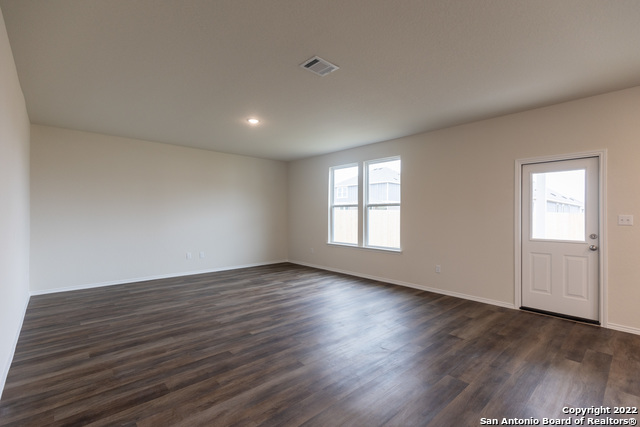 Image 4 of 40 For 817 Beacon Heights