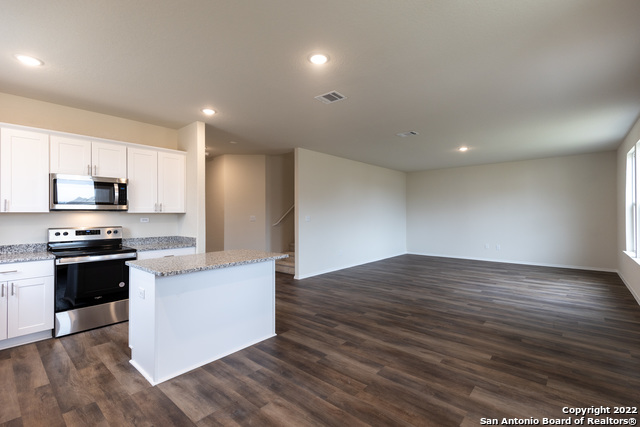 Image 7 of 40 For 817 Beacon Heights