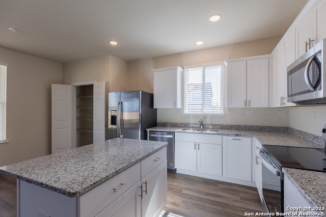 Image 9 of 40 For 817 Beacon Heights