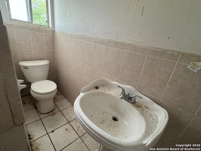 Listing photo id 5 for 814 Kendalia