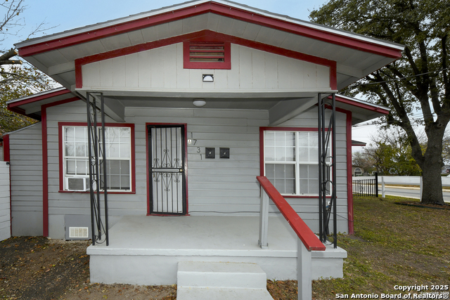Details for 1731 Carson E, San Antonio, TX 78208