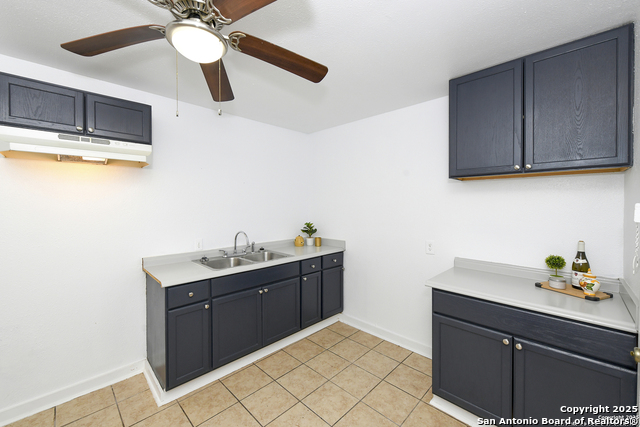 Image 5 of 14 For 1731 Carson E