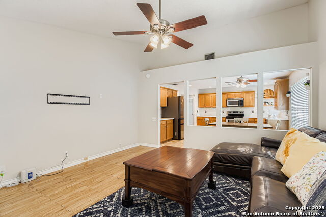 Image 12 of 28 For 9319 Fishers Hill