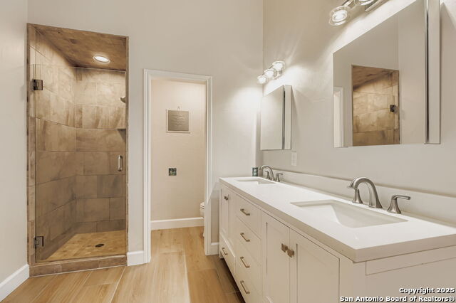 Image 19 of 28 For 9319 Fishers Hill