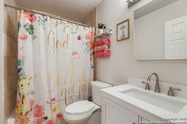 Image 23 of 28 For 9319 Fishers Hill