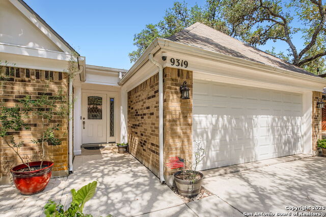 Image 3 of 28 For 9319 Fishers Hill