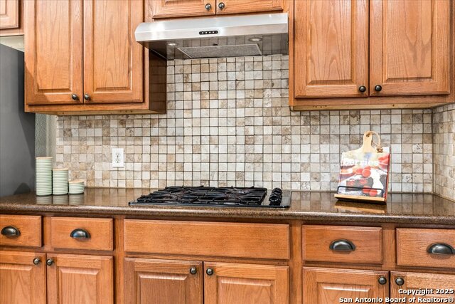 Image 11 of 70 For 311 Waxberry Trail