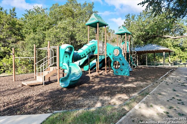 Image 38 of 70 For 311 Waxberry Trail