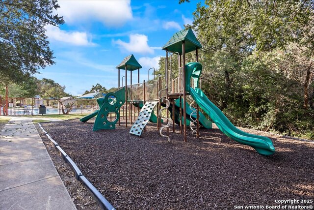 Image 39 of 70 For 311 Waxberry Trail