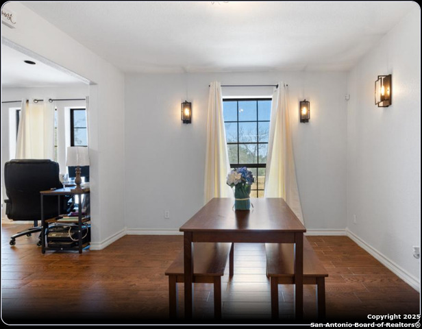Listing photo id 9 for 133 County Road 7724