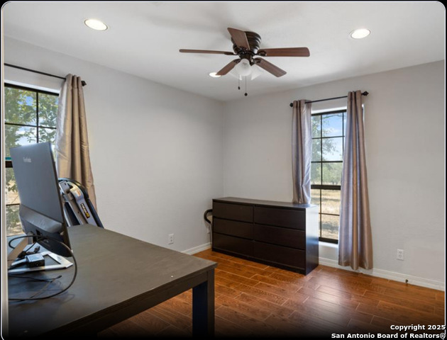 Listing photo id 10 for 133 County Road 7724