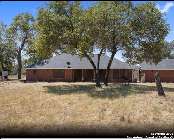 Listing photo id 11 for 133 County Road 7724